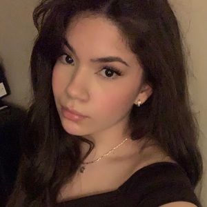 Meet your Posher, Lizbeth
